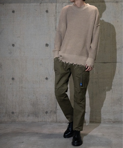 JOHN'S CLOSET（ジョンズクローゼット）の「【50】ダメージラーベンクルーネックBIGニット（ニット/セーター・メンズ・ベージュ/チャコールグレー/ブラウン/ホワイト/ブラック/ブルーグレー・LARGE/MEDIUM）」の12枚目の写真
