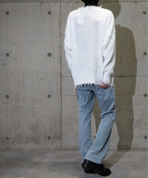 JOHN'S CLOSET（ジョンズクローゼット）の「【50】ダメージラーベンクルーネックBIGニット（ニット/セーター・メンズ・ベージュ/チャコールグレー/ブラウン/ホワイト/ブラック/ブルーグレー・LARGE/MEDIUM）」の18枚目の写真