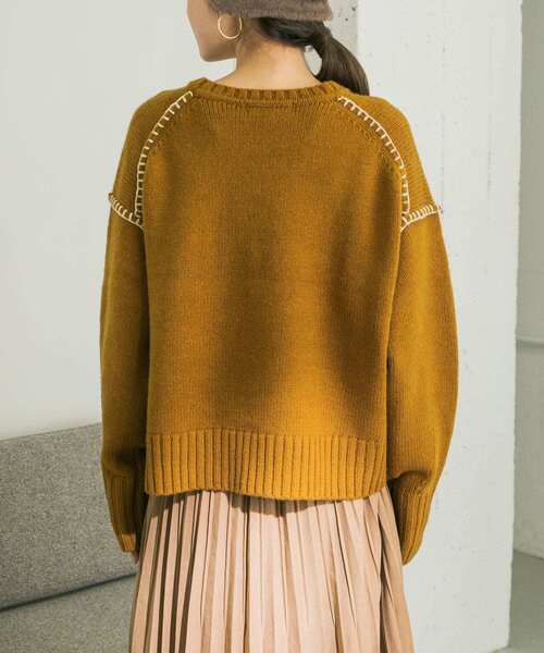 URBAN RESEARCH（アーバンリサーチ）の「ブランケットステッチニット（ニット/セーター・レディース・モカ/チャコールグレー/グレー系その他・FREE）」の21枚目の写真