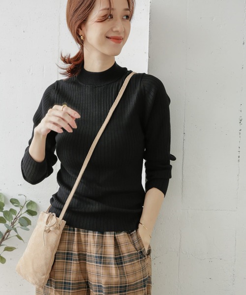 URBAN RESEARCH DOORS(アーバンリサーチドアーズ)の「ハイネックリブKNIT(ニット/セーター・レディース・ブラック/アイボリー/ブラウン系その他/ブルー系その他・ONE)」の3枚目の写真