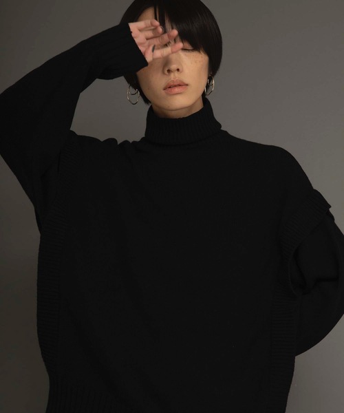 ANT（アント）の「ショルダーデザインニット【ANT】（ニット/セーター・レディース・ホワイト/ブラック/グリーン・FREE）」の2枚目の写真