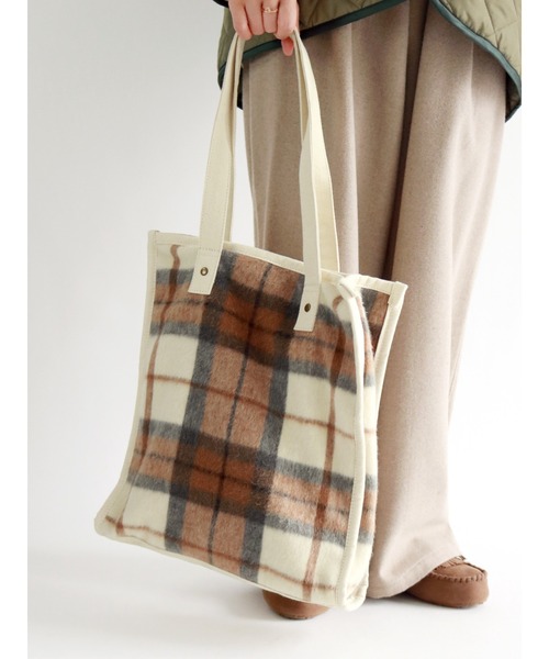 Samansa Mos2(サマンサ モスモス)の「パイピングトートバッグ(トートバッグ・レディース・モカ/キャメル・フリ-)」の1枚目の写真