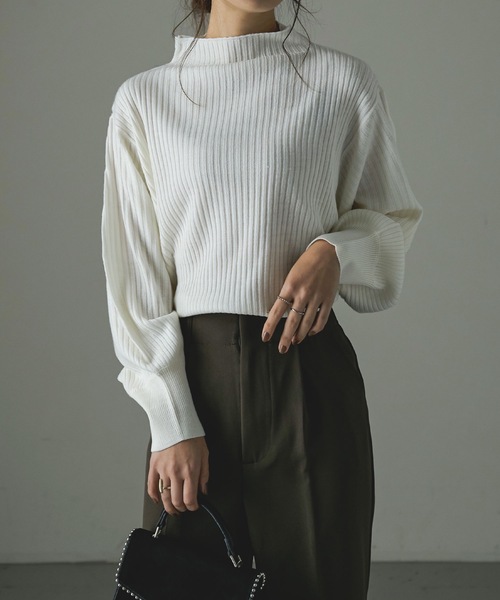 Fashion Letter(ファッションレター)の「ぽわん袖ハイネックリブニットトップス(ニット/セーター・レディース・オフホワイト/ブラック/ベージュ・4L~5L/LL~3L/M~L)」の10枚目の写真