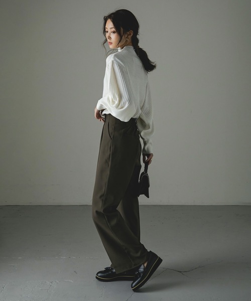 Fashion Letter(ファッションレター)の「ぽわん袖ハイネックリブニットトップス(ニット/セーター・レディース・オフホワイト/ブラック/ベージュ・4L~5L/LL~3L/M~L)」の13枚目の写真