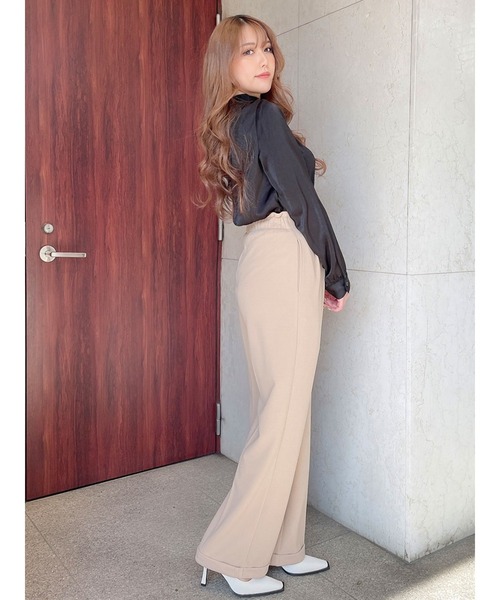 DURAS(デュラス)の「ハイウエストタック入りストレートパンツ(その他パンツ・レディース・パープル/ベージュ/ブラック・FREE)」の22枚目の写真