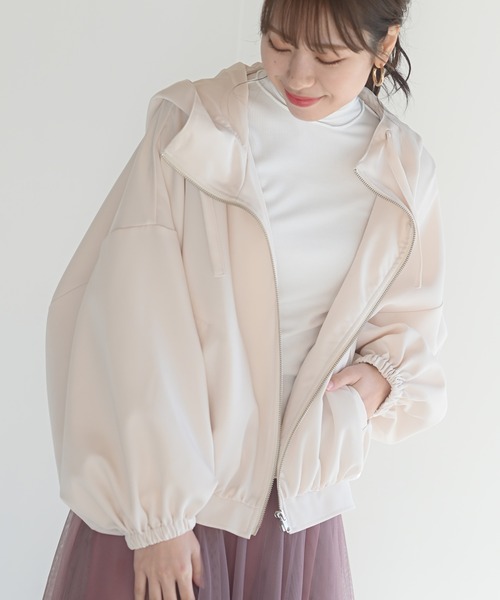 rps（アールピーエス）の「フード付きショートマウンテンパーカー（マウンテンパーカー・レディース・ブラック/アイボリー/ライトカーキ/グレイッシュベージュ・M）」の2枚目の写真