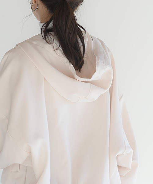 rps（アールピーエス）の「フード付きショートマウンテンパーカー（マウンテンパーカー・レディース・ブラック/アイボリー/ライトカーキ/グレイッシュベージュ・M）」の11枚目の写真