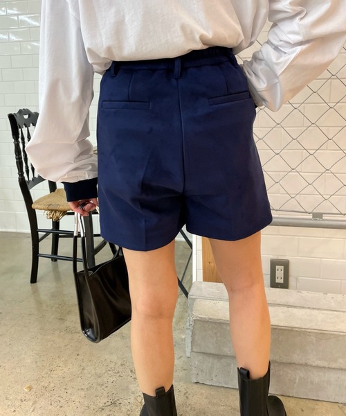 WHO'S WHO gallery（フーズフーギャラリー）の「スウェードポンチショートパンツ（その他パンツ・レディース・アイボリー/ブラック/ネイビー/サックスブルー/キャメル・FREE）」の22枚目の写真