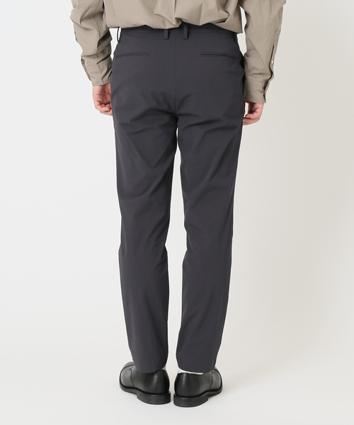 JOURNAL STANDARD(ジャーナルスタンダード)の「ナイロン 4WAY テーパード パンツ(スラックス・メンズ・ブラック/ネイビー・LARGE/SMALL/MEDIUM)」の20枚目の写真
