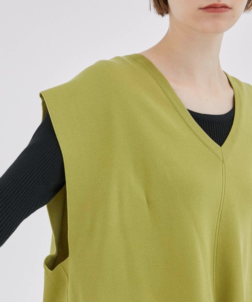 CITY TOKYO（シティトウキョウ）の「Vネックノースリーブベスト（ベスト・レディース・グレー/ライム/ブラック・FREE）」の6枚目の写真