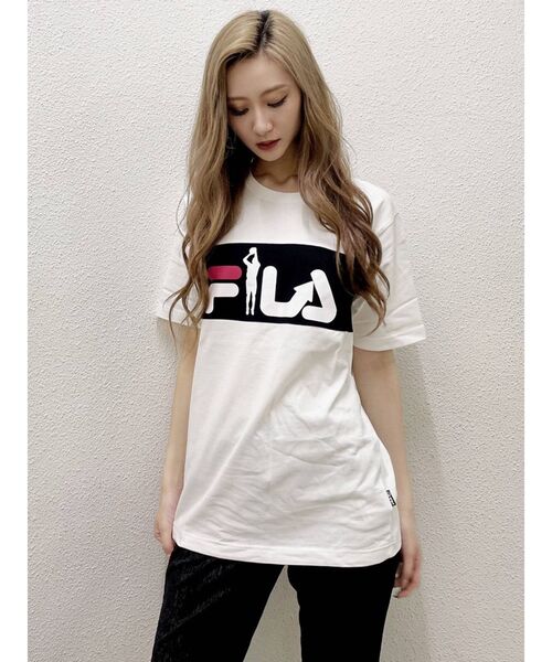 FILA（フィラ）の「GYDA×FILA BASKETBALL BIG Tシャツ（Tシャツ/カットソー・レディース・ブラック/ネイビー/オフホワイト・FREE）」の8枚目の写真