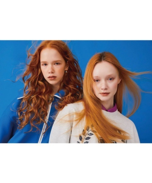 ESC STUDIO(イーエスシースタジオ)の「【ESC STUDIO/イーエスシースタジオ】laurel leaves mtm ロゴ プリント スウェット シャツ オーバーサイズ(スウェット・メンズ・ブラック/杢グレー/ブルー・ONE SIZE)」の5枚目の写真