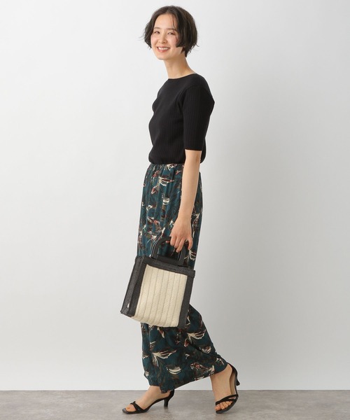 LEPSIM（レプシィム）の「12ゲージリブクループルオーバー　265074（ニット/セーター・レディース・ブラック/レッド/グレイッシュベージュ・MEDIUM/LARGE）」の17枚目の写真