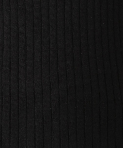 LEPSIM（レプシィム）の「12ゲージリブクループルオーバー　265074（ニット/セーター・レディース・ブラック/レッド/グレイッシュベージュ・MEDIUM/LARGE）」の5枚目の写真