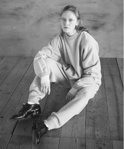 UNFIL（アンフィル）の「unfil アンフィル / silk wool honeycomb-knit mock neck sweater シルクウール ハニカムニット モックネックセーター / WWFL-UU002（ニット/セーター・メンズ・ベージュ/チャコールグレー・4/5）」の8枚目の写真