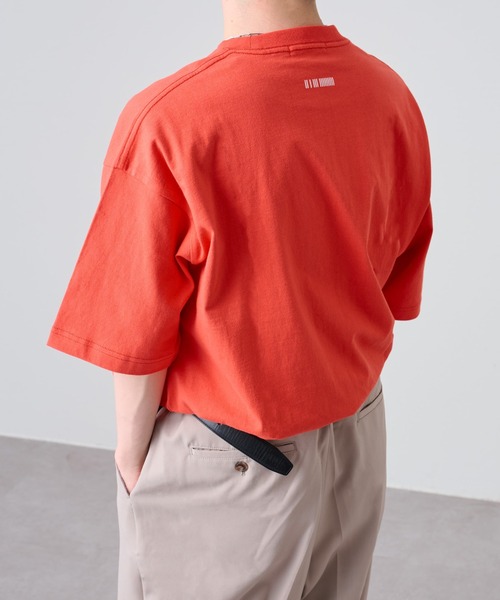 COLONY 2139(コロニートゥーワンスリーナイン)の「ワンポイント刺繍BIG T / UNISEX オーバーサイズ(Tシャツ/カットソー・メンズ・ホワイト/ブラック/オレンジ・MEDIUM/LARGE)」の18枚目の写真