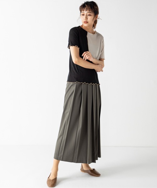 MILLION CARATS(ミリオンカラッツ)の「フロントのプリーツがきれいめな着こなしを導くロングプリーツスカート(スカート・レディース・チャコールグレー/ベージュ/ミント・FREE)」の6枚目の写真