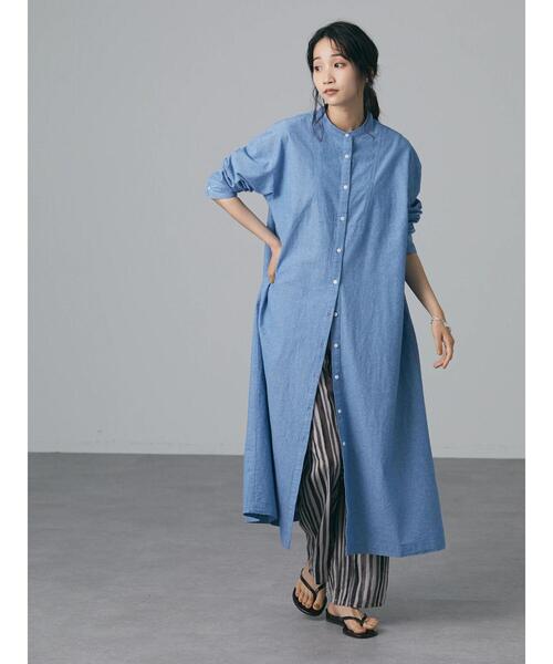 CRAFT STANDARD BOUTIQUE(クラフトスタンダードブティック)の「バンドカラーダンガリーワンピース *(ワンピース・レディース・ライトインディゴブルー・FREE)」の4枚目の写真