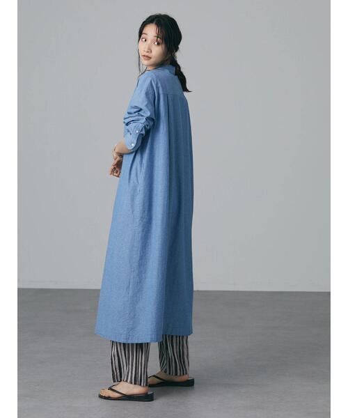 CRAFT STANDARD BOUTIQUE(クラフトスタンダードブティック)の「バンドカラーダンガリーワンピース *(ワンピース・レディース・ライトインディゴブルー・FREE)」の6枚目の写真