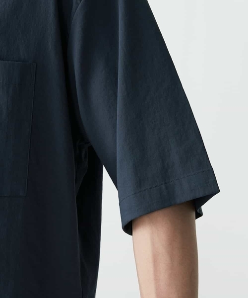 a.v.v（アーヴェヴェ）の「【M-XXL】リングドットBIGシャツ（シャツ/ブラウス・メンズ・チャコールグレー/ホワイト・48/50/52/46）」の4枚目の写真