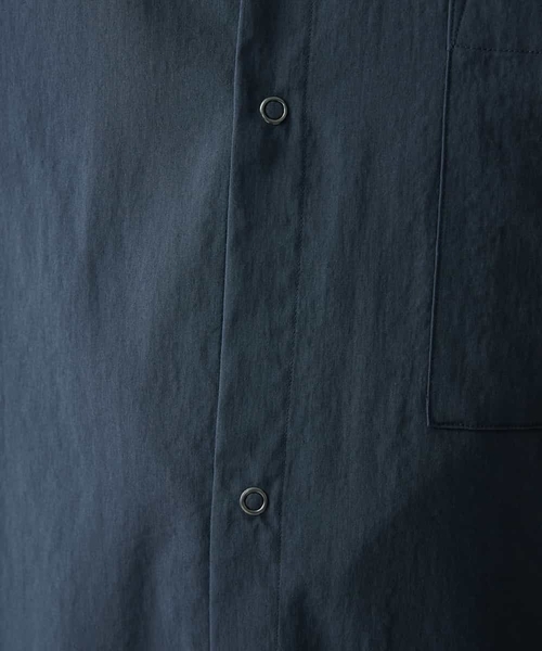 a.v.v（アーヴェヴェ）の「【M-XXL】リングドットBIGシャツ（シャツ/ブラウス・メンズ・チャコールグレー/ホワイト・48/50/52/46）」の7枚目の写真