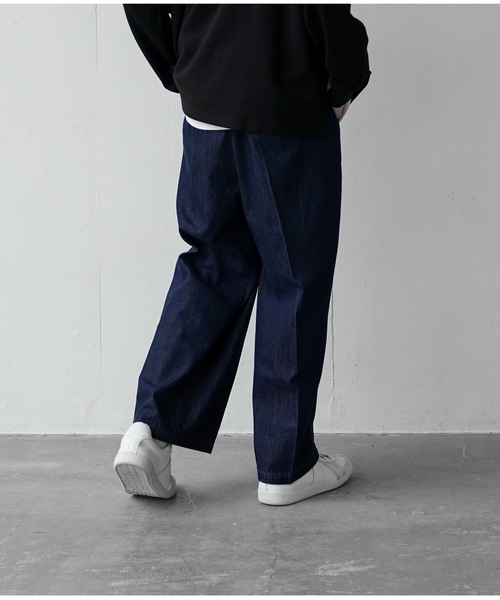 CASPER JOHN（キャスパージョン）の「Tapered wide denim pants/テーパードワイドデニムパンツ（デニムパンツ・メンズ・ホワイト/ネイビー・SMALL/MEDIUM/LARGE）」の11枚目の写真