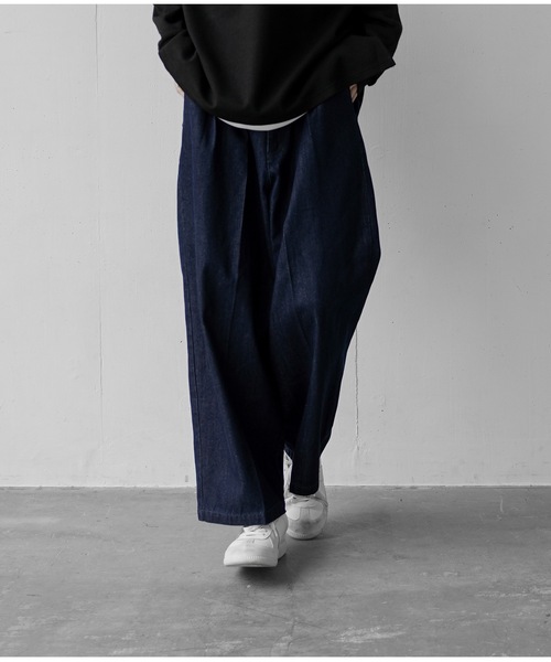 CASPER JOHN（キャスパージョン）の「Tapered wide denim pants/テーパードワイドデニムパンツ（デニムパンツ・メンズ・ホワイト/ネイビー・SMALL/MEDIUM/LARGE）」の10枚目の写真