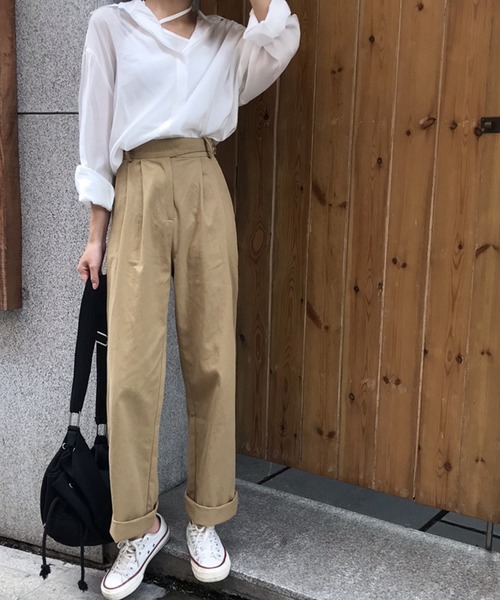 meJane（ミージェーン）の「タック入りチノパンツ【ZOZOTOWN限定】（チノパンツ・レディース・ベージュ・S/M/L）」の7枚目の写真