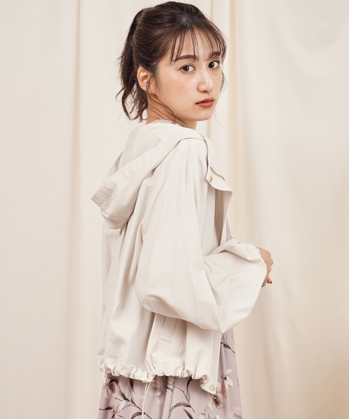 NOELA(ノエラ)の「ショートマウンテンパーカー(マウンテンパーカー・レディース・ネイビー/オフホワイト・フリー)」の6枚目の写真