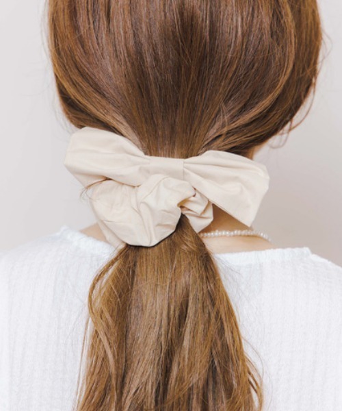 flower(フラワー)の「フレンチリボンシュシュ(シュシュ・レディース・ブラック/アイボリー・FREE)」の9枚目の写真