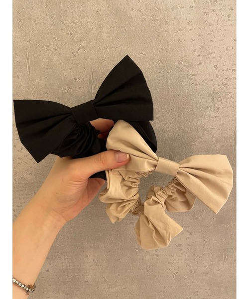flower(フラワー)の「フレンチリボンシュシュ(シュシュ・レディース・ブラック/アイボリー・FREE)」の4枚目の写真
