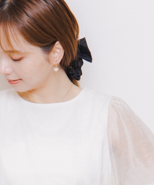 flower(フラワー)の「フレンチリボンシュシュ(シュシュ・レディース・ブラック/アイボリー・FREE)」の7枚目の写真