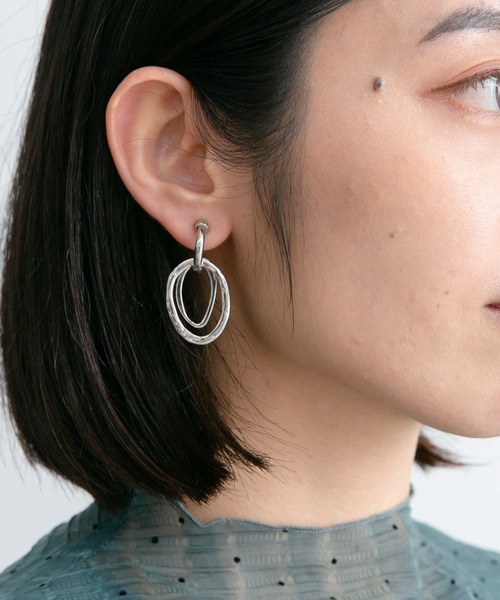 URBAN RESEARCH ROSSO（アーバンリサーチロッソ）の「マルチWAYフープイヤリング（イヤリング・レディース・ゴールド/シルバー・-）」の2枚目の写真