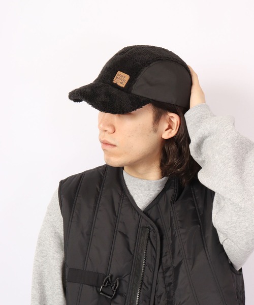 KRIFF MAYER(クリフメイヤー)の「KRIFF MAYER ボア バイカラー フライト キャップ CAP 帽子 アウトドア キャンプ サイズ調整付き(キャップ・メンズ・ブラック/マルチ/ブラウン・FREE)」の2枚目の写真
