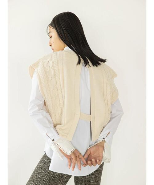 koe(コエ)の「カシミアタッチショートベスト(ベスト・レディース・ホワイト/チャコールグレー/ブルー・FREE)」の6枚目の写真