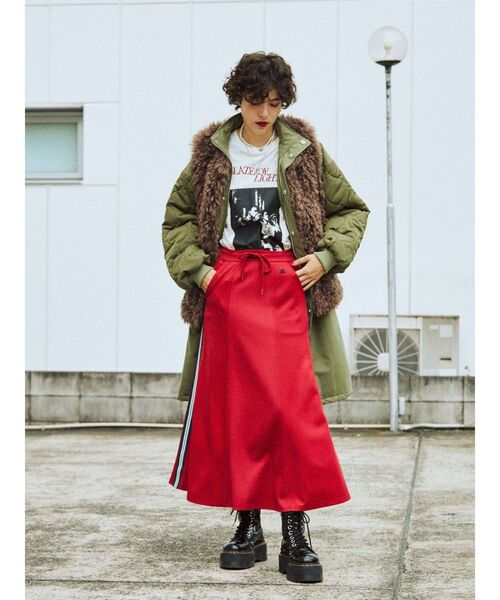 jouetie（ジュエティ）の「ラインジャージスカート（スカート・レディース・ブラック/パープル/レッド・MEDIUM）」の14枚目の写真