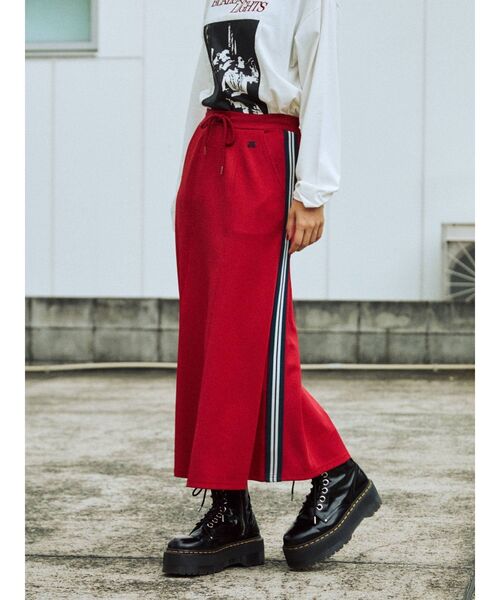 jouetie（ジュエティ）の「ラインジャージスカート（スカート・レディース・ブラック/パープル/レッド・MEDIUM）」の16枚目の写真