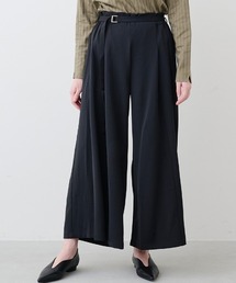 IEDIT タックプリーツデザインのワイドシルエットパンツ