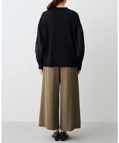 IEDIT(イディット)の「IEDIT タックプリーツデザインのワイドシルエットパンツ(その他パンツ・レディース・ブラック/カーキ・MEDIUM/LARGE/X-LARGE/XX-LARGE)」の10枚目の写真