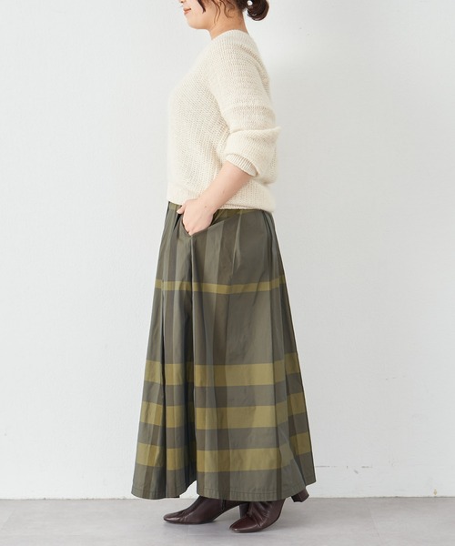 BEARDSLEY（ビアズリー）の「モヘヤ混Vネックニット（ニット/セーター・レディース・ベージュ/ブラウン・FREE）」の12枚目の写真