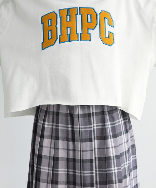 BEVERLY HILLS POLO CLUB(ビバリーヒルズポロクラブ)の「BEVERLY HILLS POLO CLUB/ビバリーヒルズポロクラブ アップリケ刺繍スウェットショート丈プルオーバー(スウェット・レディース・オフホワイト/オレンジ/ミント/グリーン・FREE)」の22枚目の写真