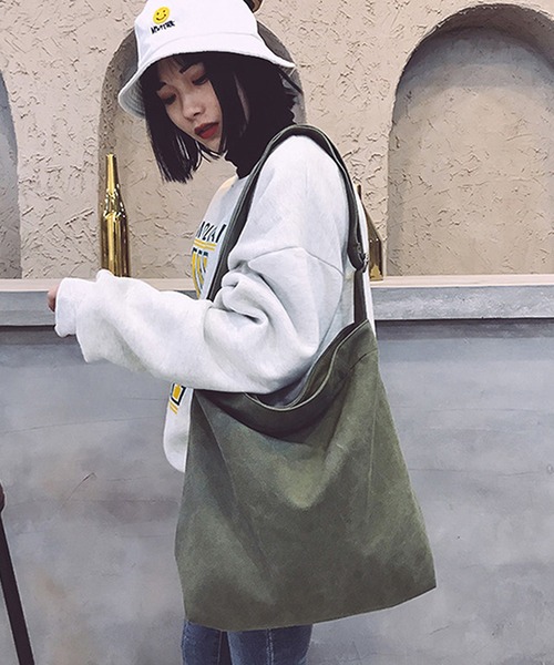 LUGG NAGG（ラグナグ）の「ウォッシュ加工キャンバスショルダーバッグ（ショルダーバッグ・レディース・カーキ/ブラック/ベージュ/ネイビー・FREE）」の4枚目の写真