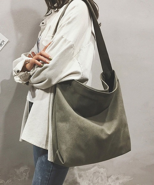 LUGG NAGG（ラグナグ）の「ウォッシュ加工キャンバスショルダーバッグ（ショルダーバッグ・レディース・カーキ/ブラック/ベージュ/ネイビー・FREE）」の9枚目の写真