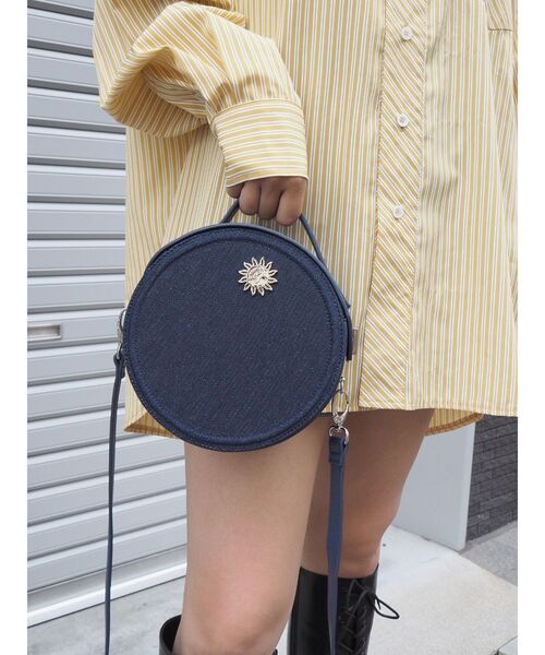 EVRIS（エヴリス）の「サークルデザインショルダーBAG（ショルダーバッグ・レディース・ブラック/ライトブルー/インディゴブルー・FREE）」の16枚目の写真