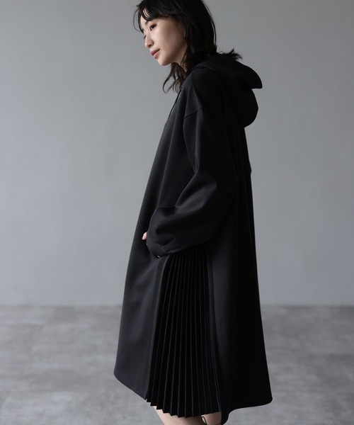 HERENCIA(ヘレンチア)の「サイドプリーツパーカーワンピース(ワンピース・レディース・カーキ/ブラック/ネイビー・MEDIUM)」の10枚目の写真