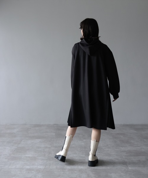 HERENCIA(ヘレンチア)の「サイドプリーツパーカーワンピース(ワンピース・レディース・カーキ/ブラック/ネイビー・MEDIUM)」の14枚目の写真