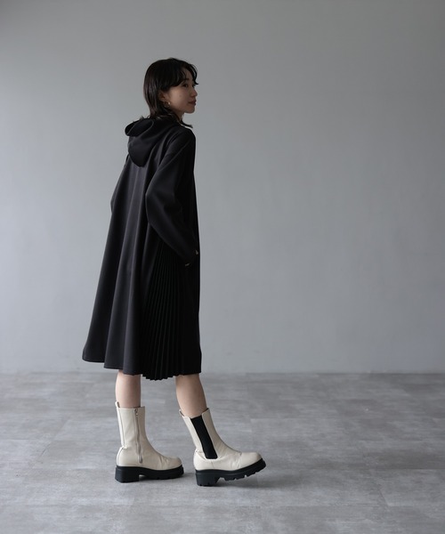 HERENCIA(ヘレンチア)の「サイドプリーツパーカーワンピース(ワンピース・レディース・カーキ/ブラック/ネイビー・MEDIUM)」の15枚目の写真