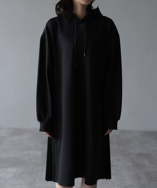 HERENCIA(ヘレンチア)の「サイドプリーツパーカーワンピース(ワンピース・レディース・カーキ/ブラック/ネイビー・MEDIUM)」の18枚目の写真