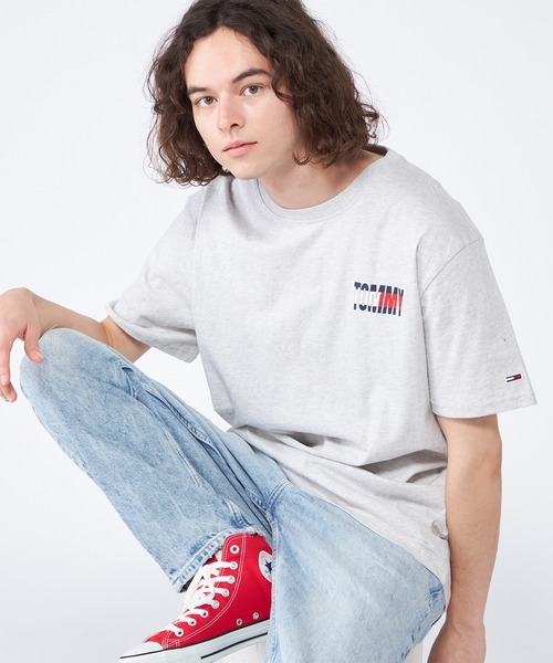 tommy jeans（トミー ジーンズ）の「【オンライン限定】TOMMYバックロゴTシャツ（Tシャツ/カットソー・メンズ・ホワイト/ブラック/グレー・LARGE/MEDIUM/SMALL/X-LARGE/XX-LARGE）」の16枚目の写真