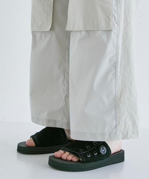 CITY TOKYO（シティトウキョウ）の「SOLOシンセティックドッキングカーゴパンツ（カーゴパンツ・メンズ・グレイッシュベージュ/ブラック・1/2）」の16枚目の写真